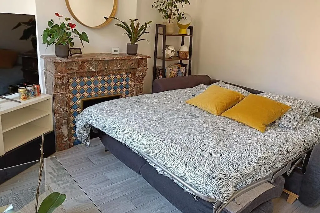 Apartment Mon Jardin Secret Marseillais Avec Terrasse Dans Le Quartier Le Plus Cool Du Monde Marseille France