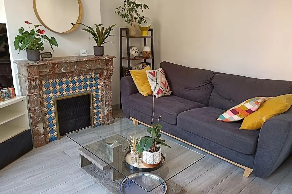 Mon Jardin Secret Marseillais Avec Terrasse Dans Le Quartier Le Plus Cool Du Monde Marseille 0*,