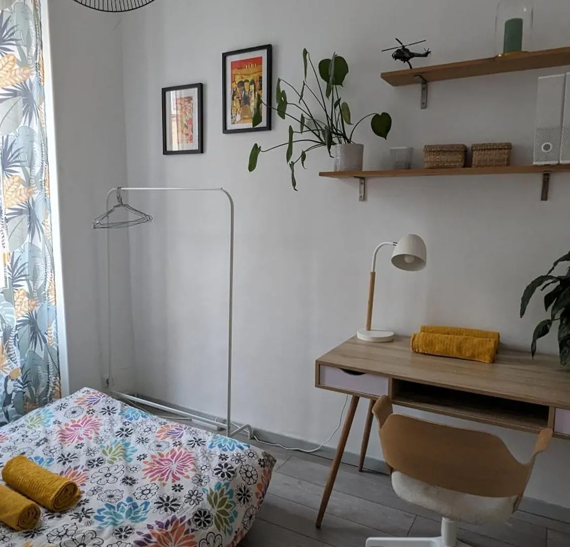 Mon Jardin Secret Marseillais Avec Terrasse Dans Le Quartier Le Plus Cool Du Monde Marseille Apartment