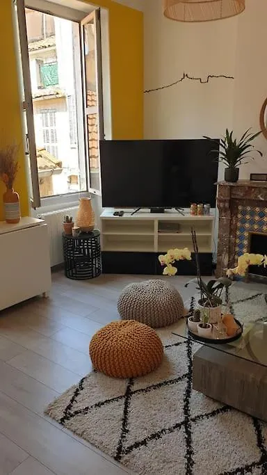 Apartment Mon Jardin Secret Marseillais Avec Terrasse Dans Le Quartier Le Plus Cool Du Monde Marseille